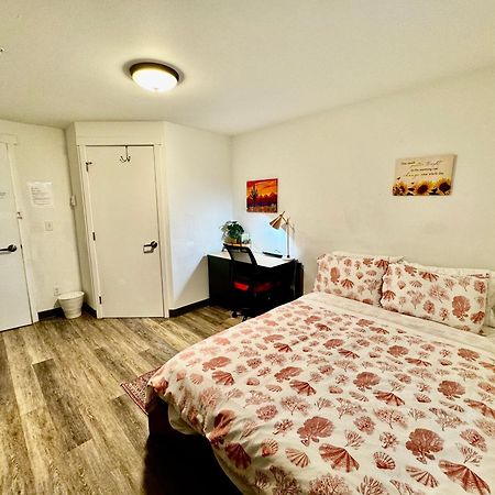 Micro Studio Apartment 10 Minutes Walk To University Of Washington Seattle Exterior foto